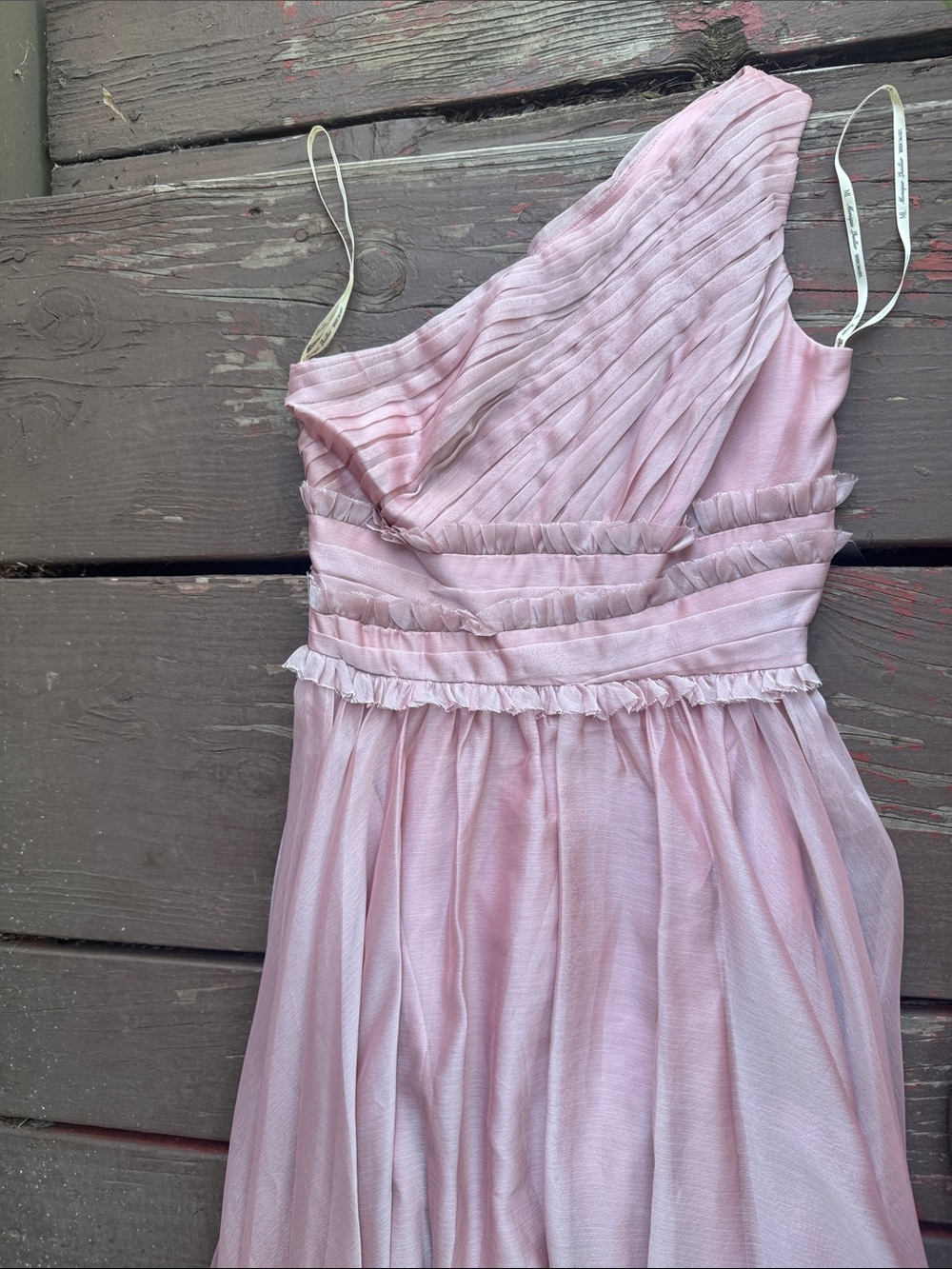 Monique Lhuillier Bridesmaids One-Shoulder Pale Pink Chiffon Gown - Picture 2 of 2